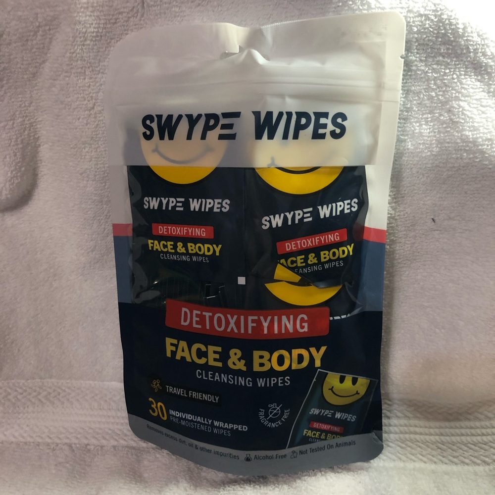 Swype Wipes detoxifying fragrance free face and body cleansing wipes travel